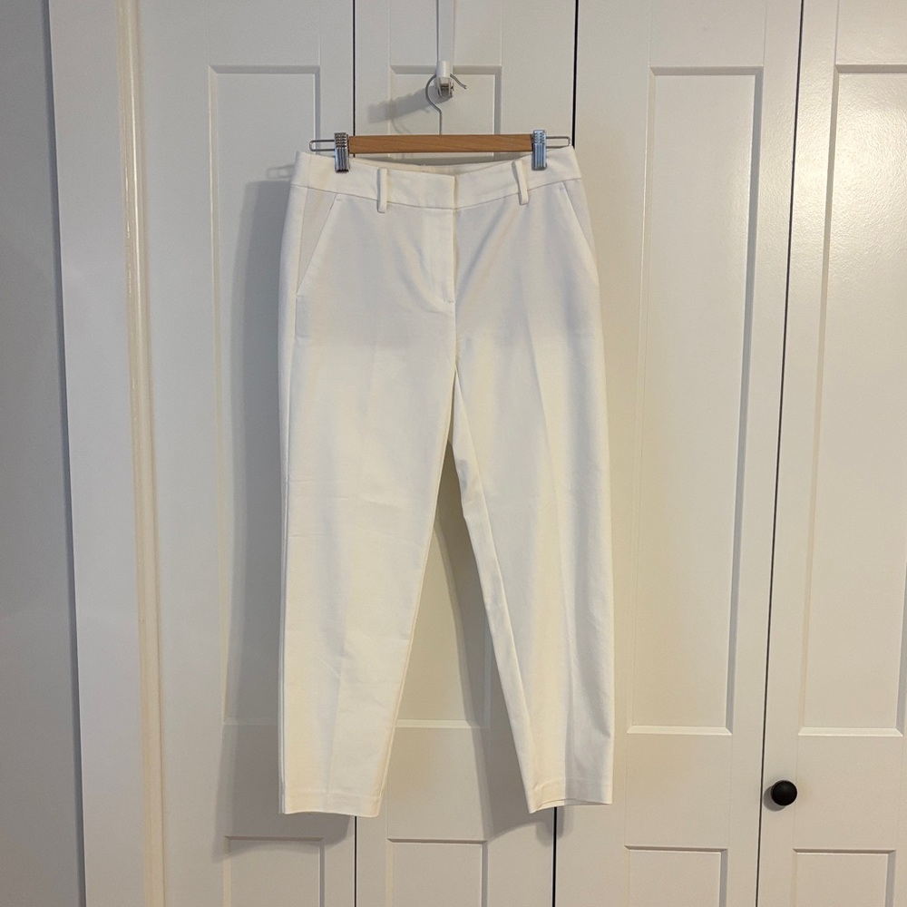 Elegant Loft  White Trousers w stretch never worn.